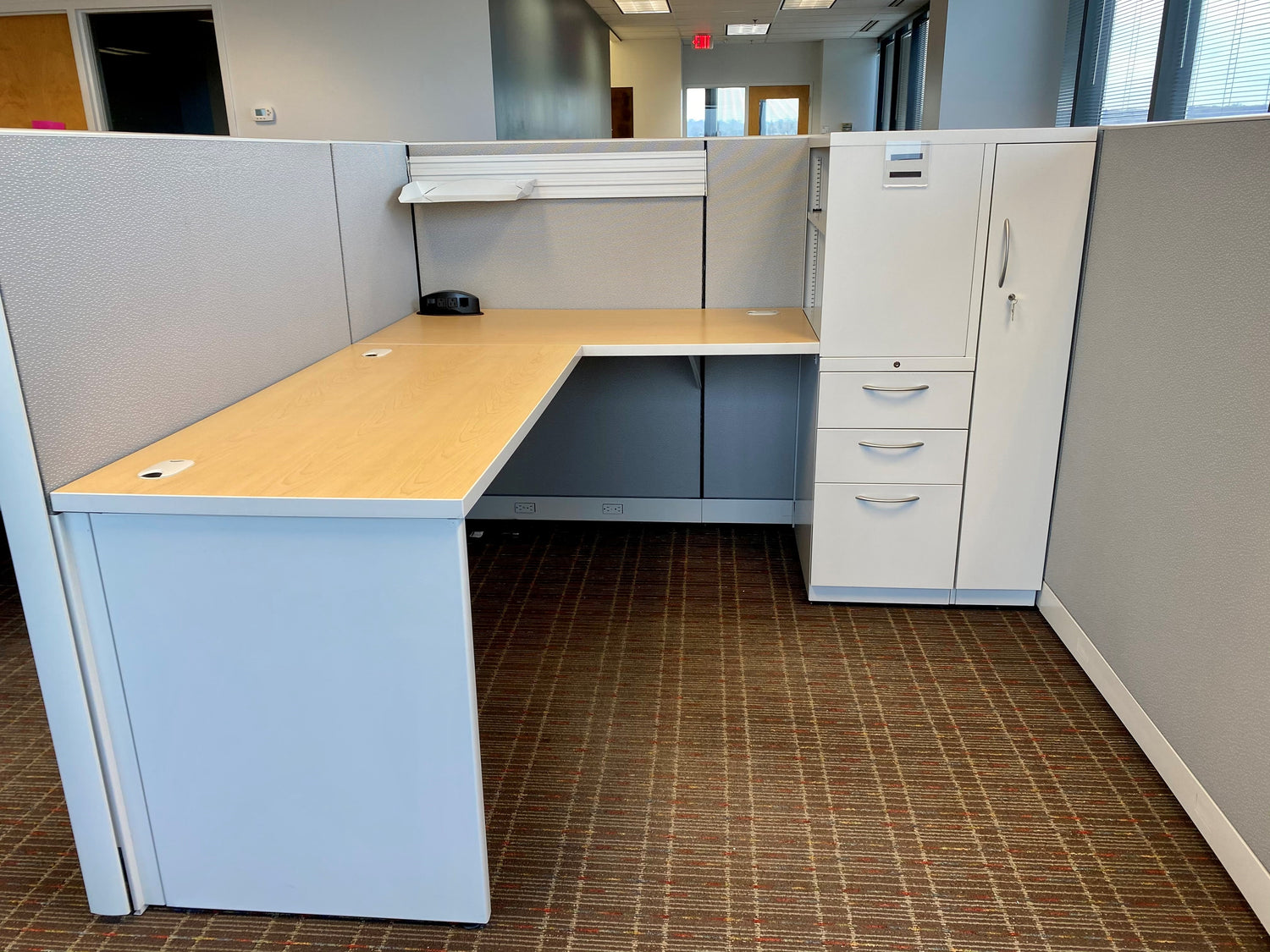 Allsteel Maxon Office Cubicles. Item Highlights: Large Storage Volume, Coat Rack, Overhead Rack for items, 2-Tone Panels, and End Leg Cover